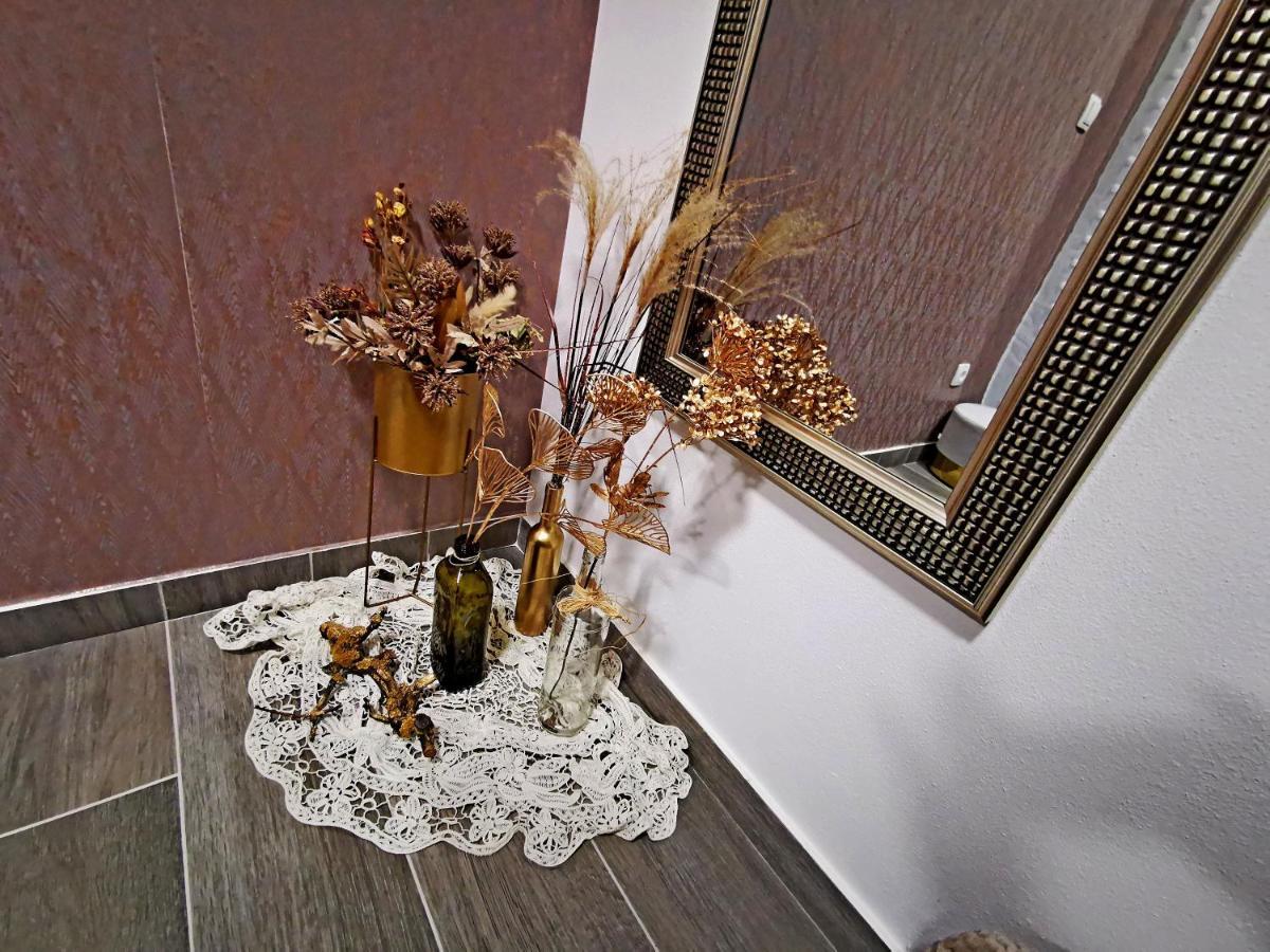 Appartement Golden - Self Check In à Osijek Extérieur photo