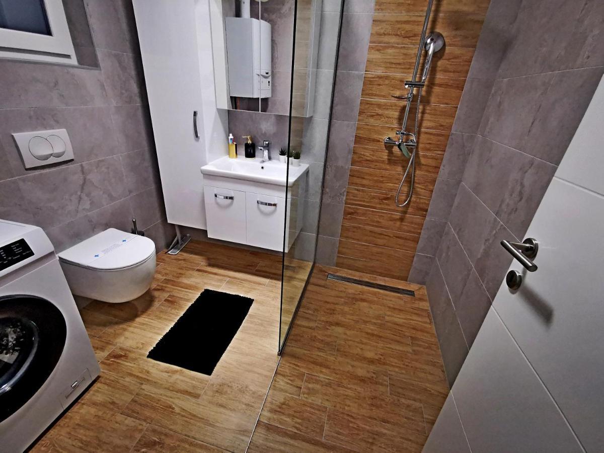 Appartement Golden - Self Check In à Osijek Extérieur photo