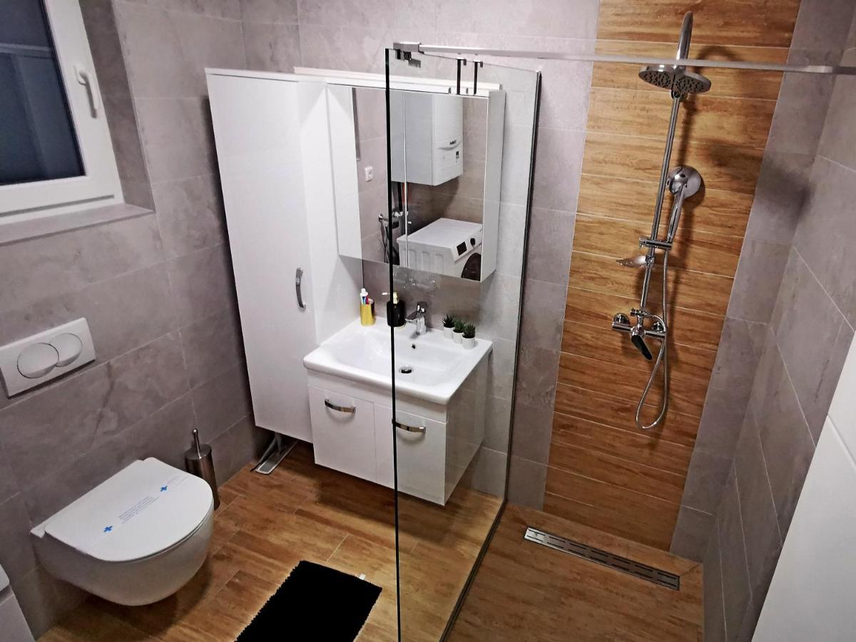 Appartement Golden - Self Check In à Osijek Extérieur photo