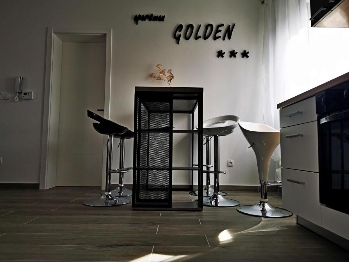 Appartement Golden - Self Check In à Osijek Extérieur photo